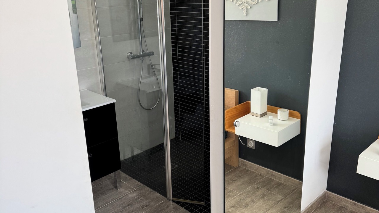 Photo of Bathroom in Estagel