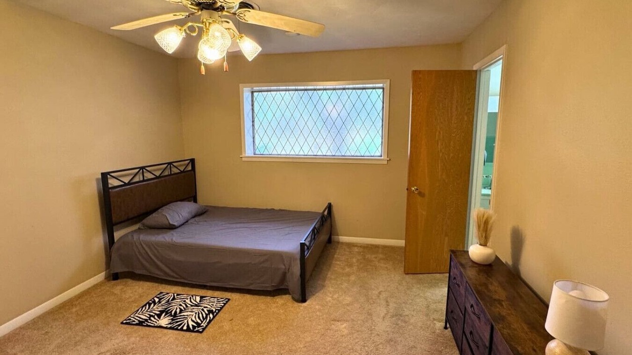 Photo of Bedroom in Baytown