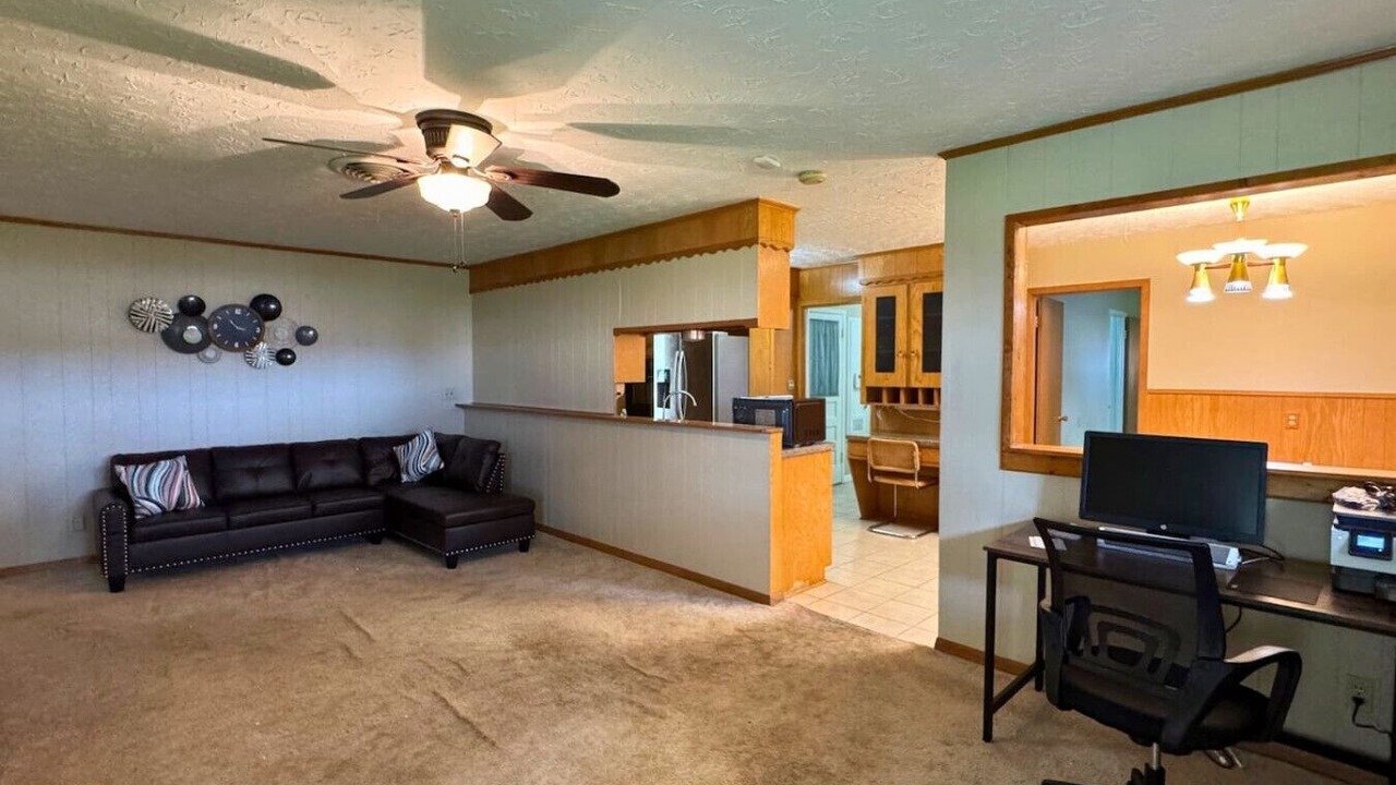 Photo of Livingroom in Baytown