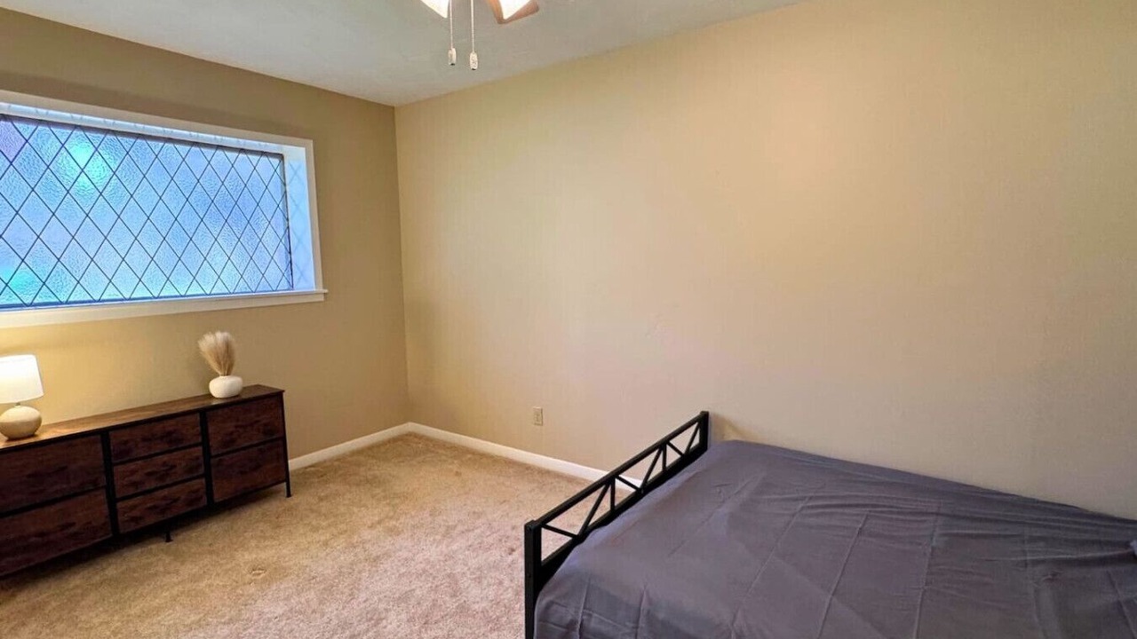 Photo of Bedroom in Baytown