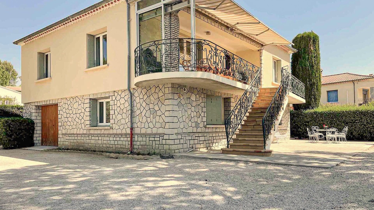 Photo of Others in Sablet