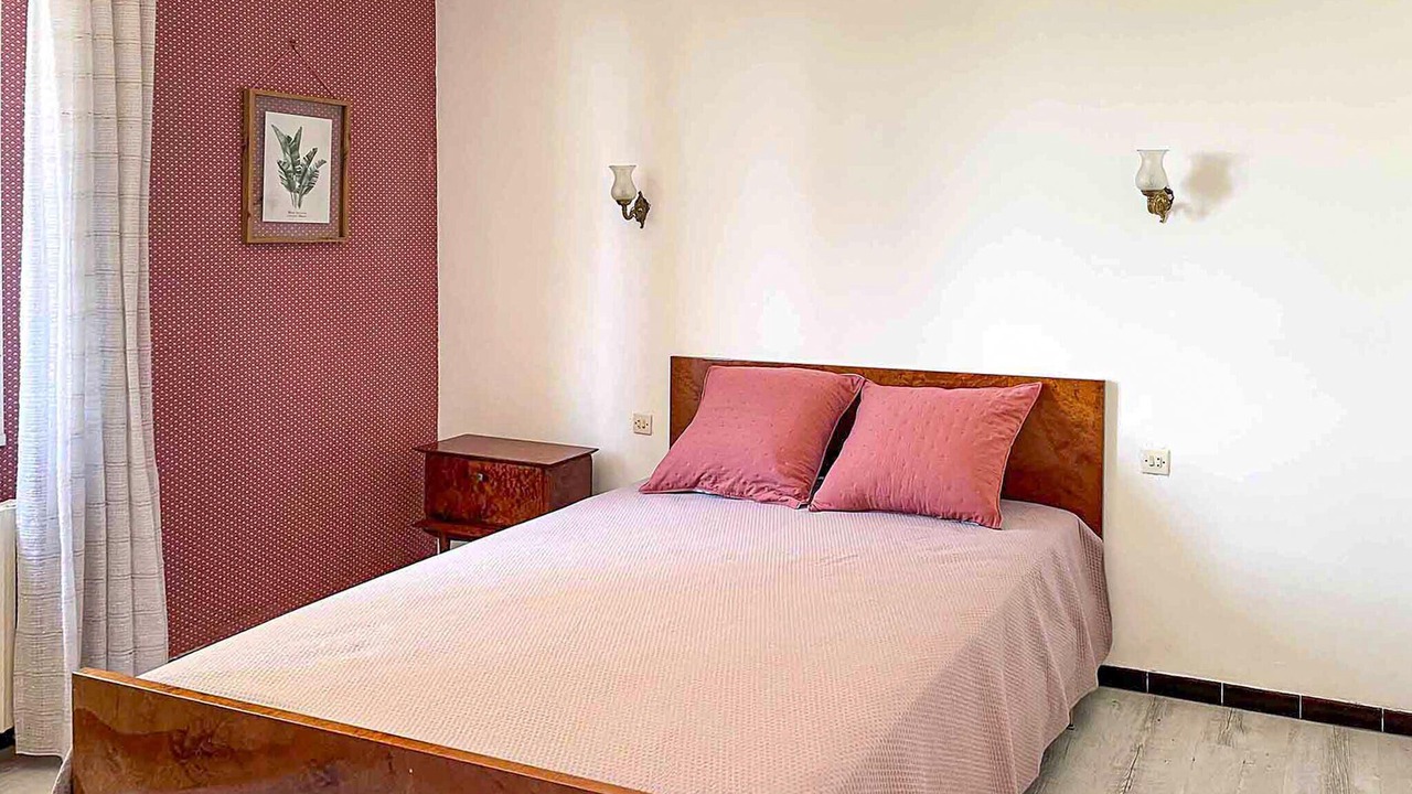 Photo of Others in Sablet