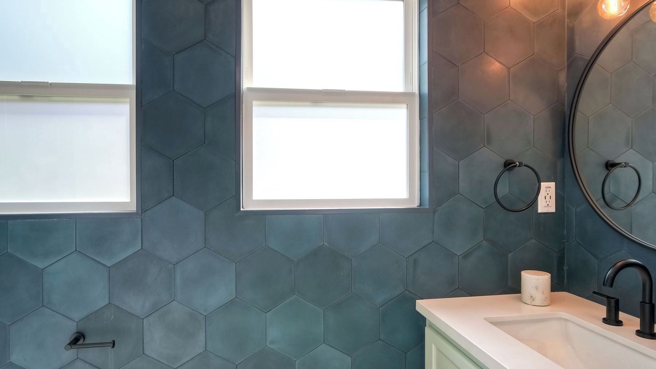 Photo of Bathroom in Townsite