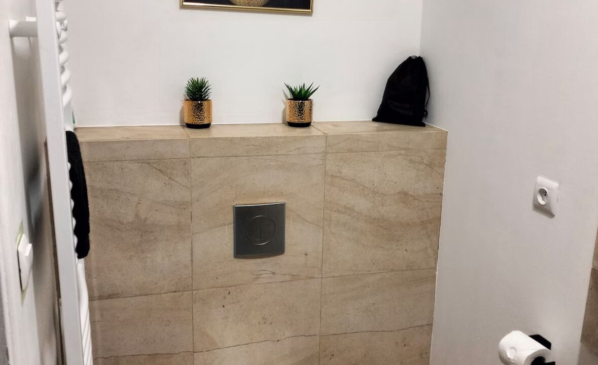 Photo of Bathroom in Epernay