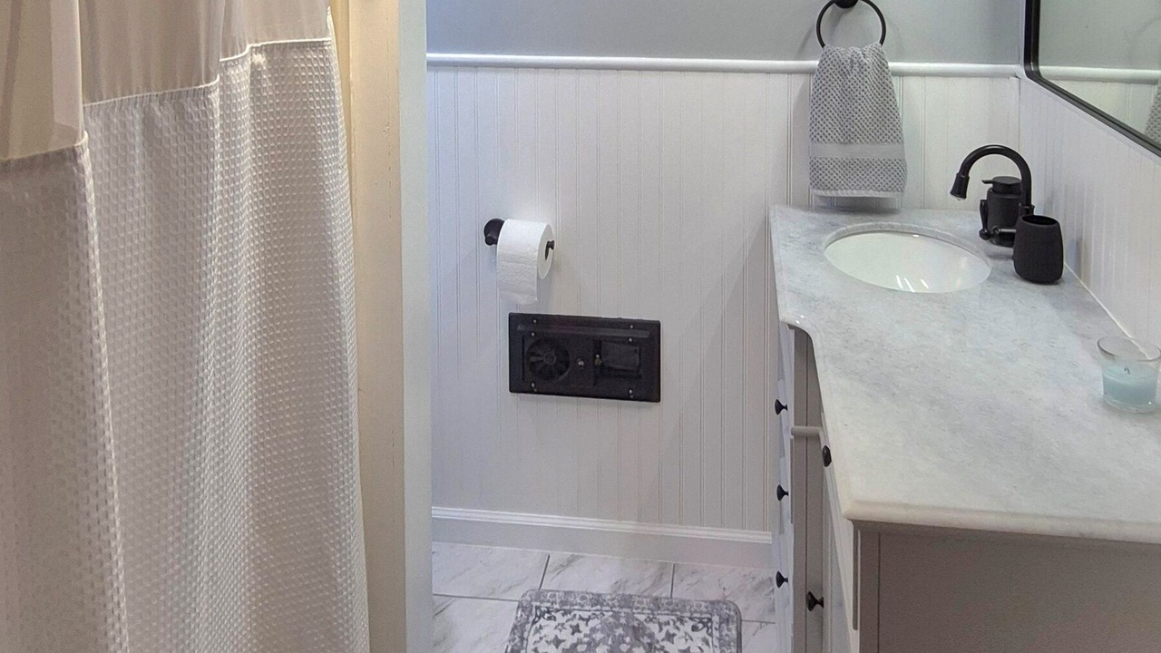 Photo of Bathroom in Ouaquaga