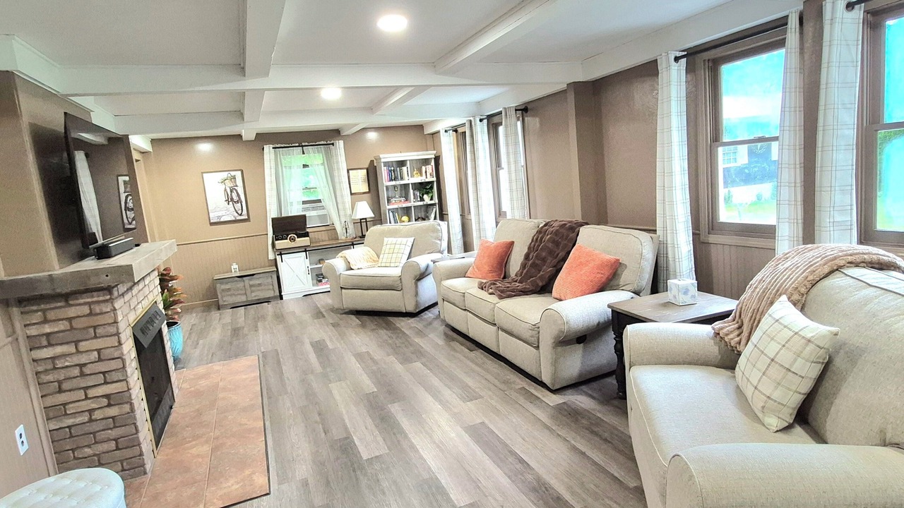 Photo of Livingroom in Ouaquaga