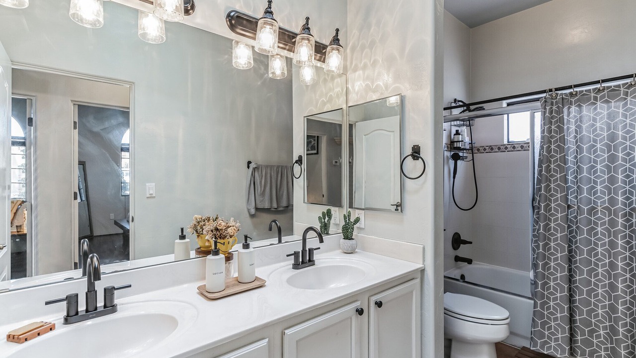 Photo of Bathroom in Casas Adobes
