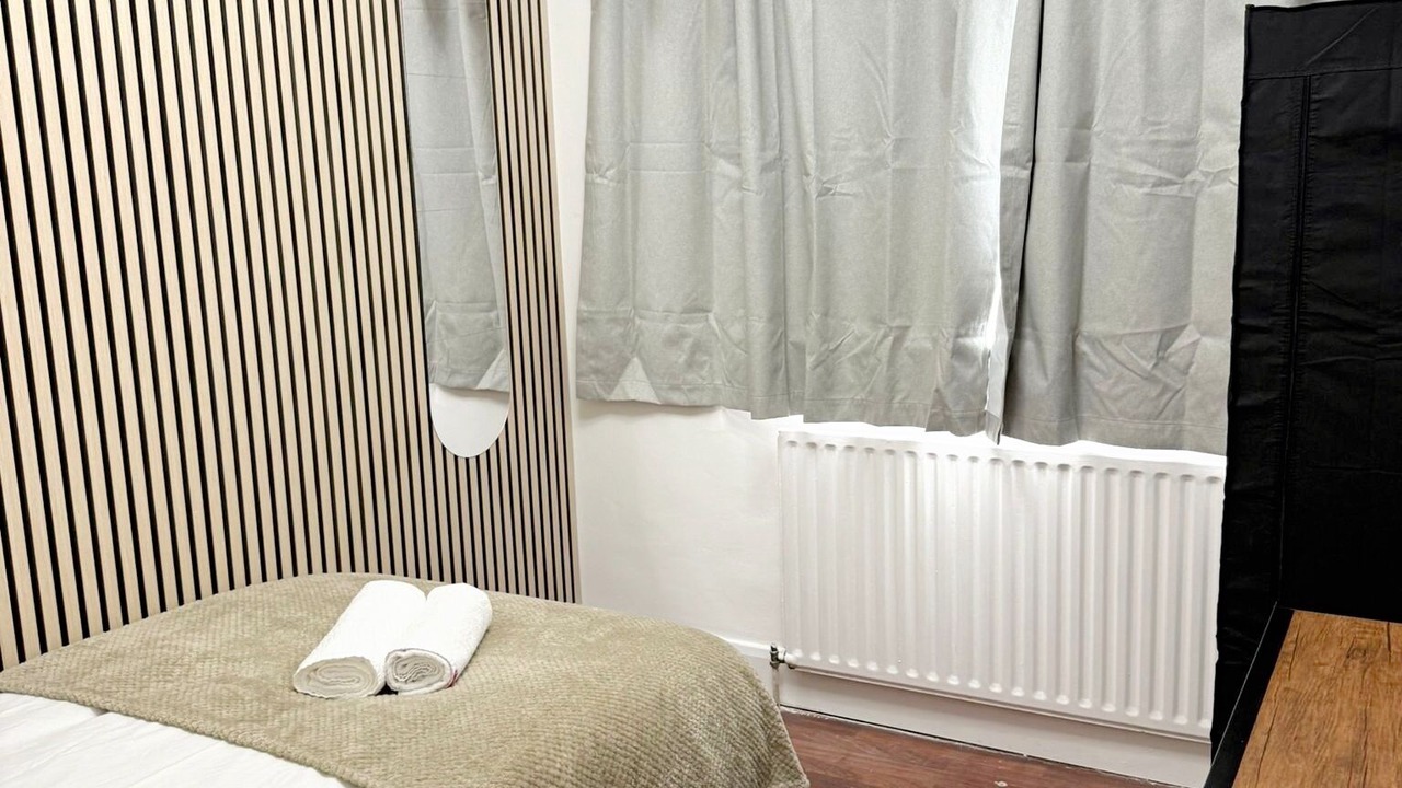 Photo of Bedroom in Dudden Hill