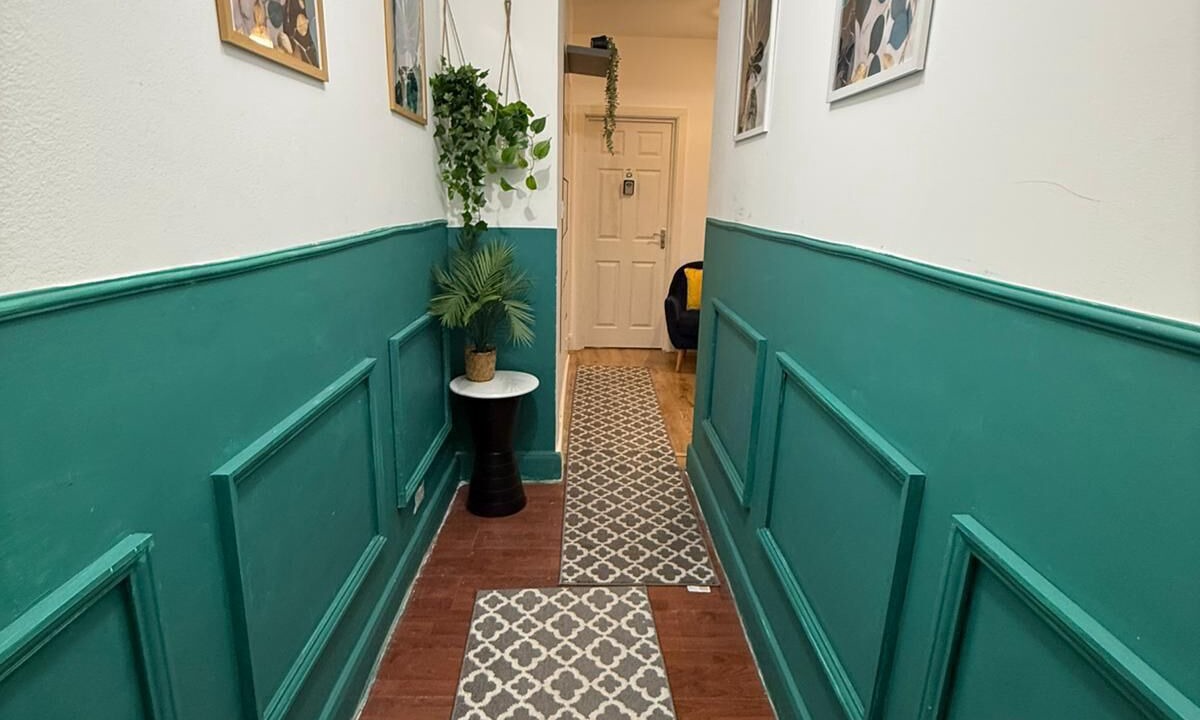 Photo of Others in Dudden Hill