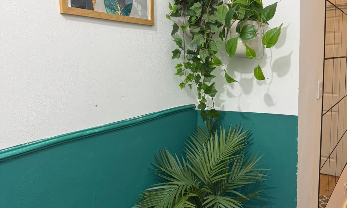 Photo of Others in Dudden Hill