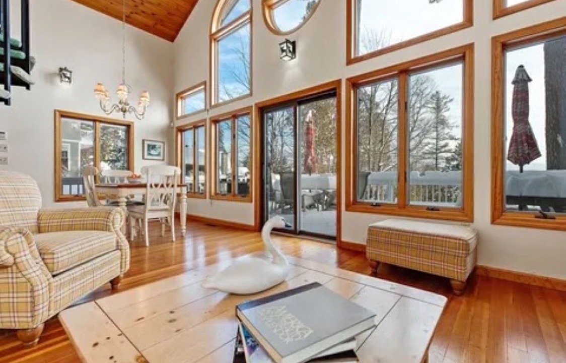 Photo of Livingroom in Lake George