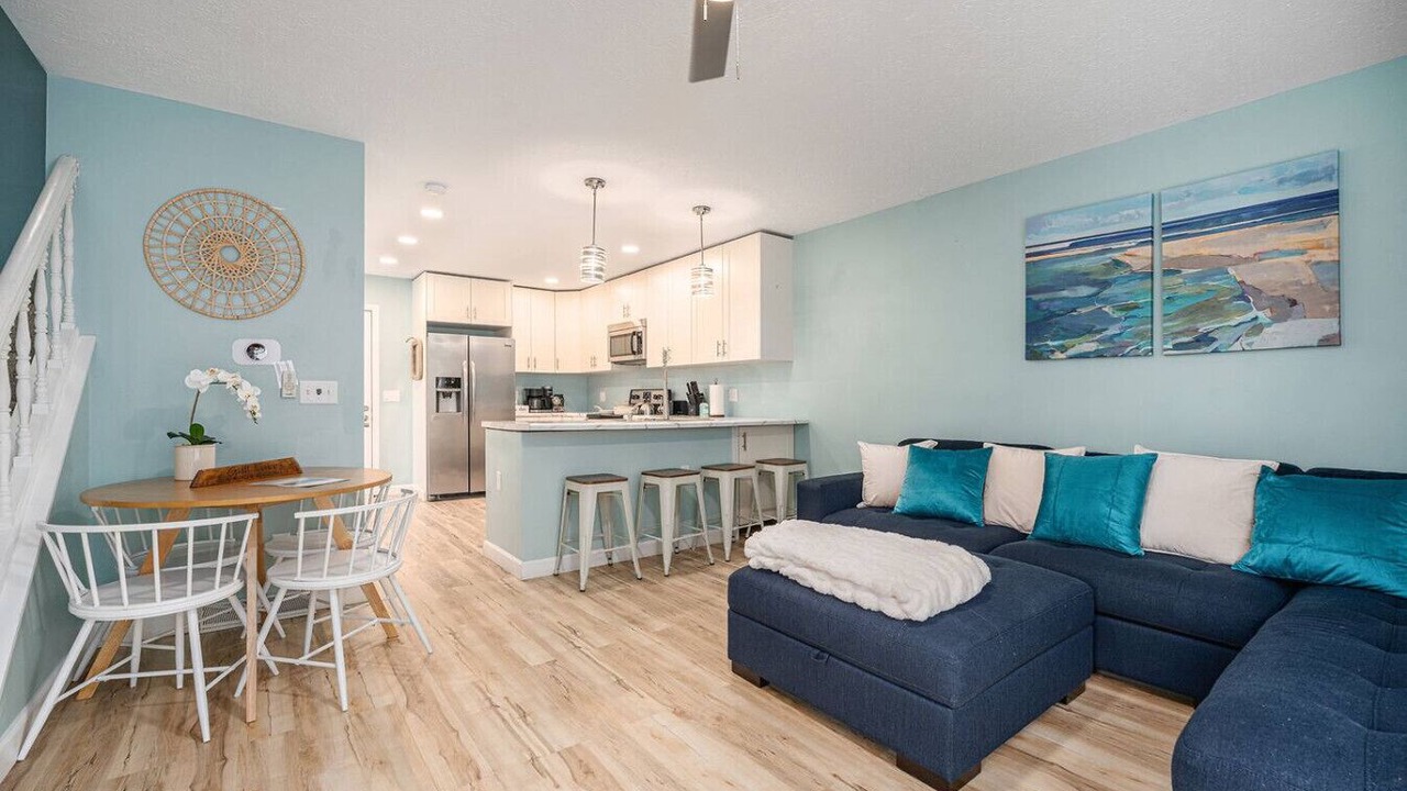 Photo of Livingroom in South Gull Lake