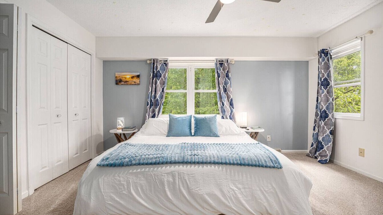 Photo of Bedroom in South Gull Lake