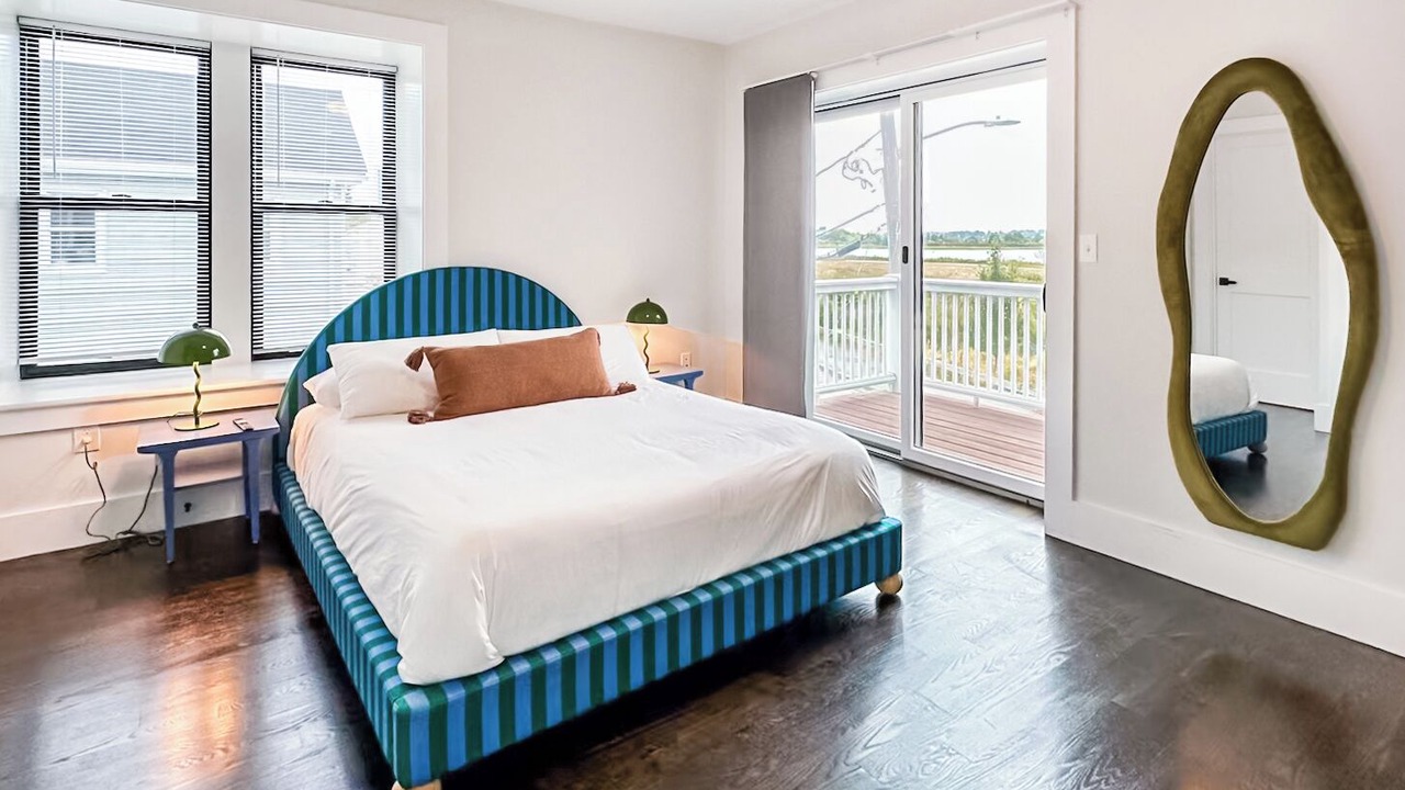 Photo of Bedroom in Neponset - Port Norfolk