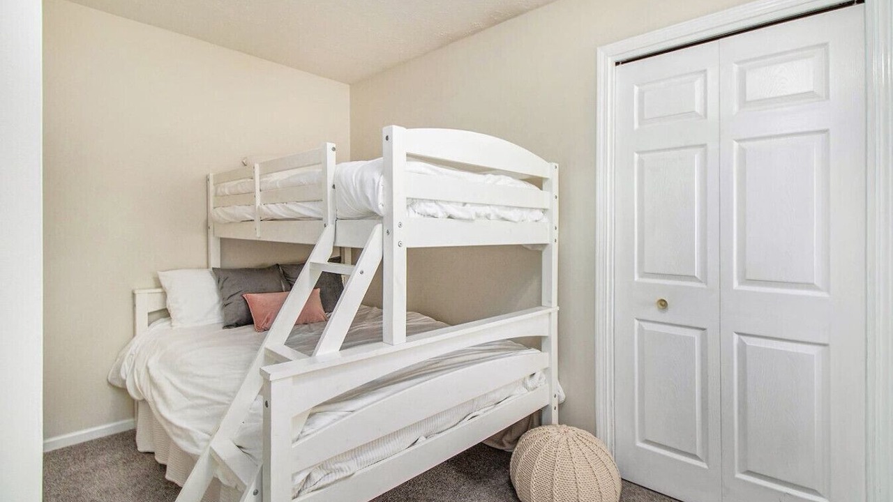 Photo of Bedroom in South Gull Lake