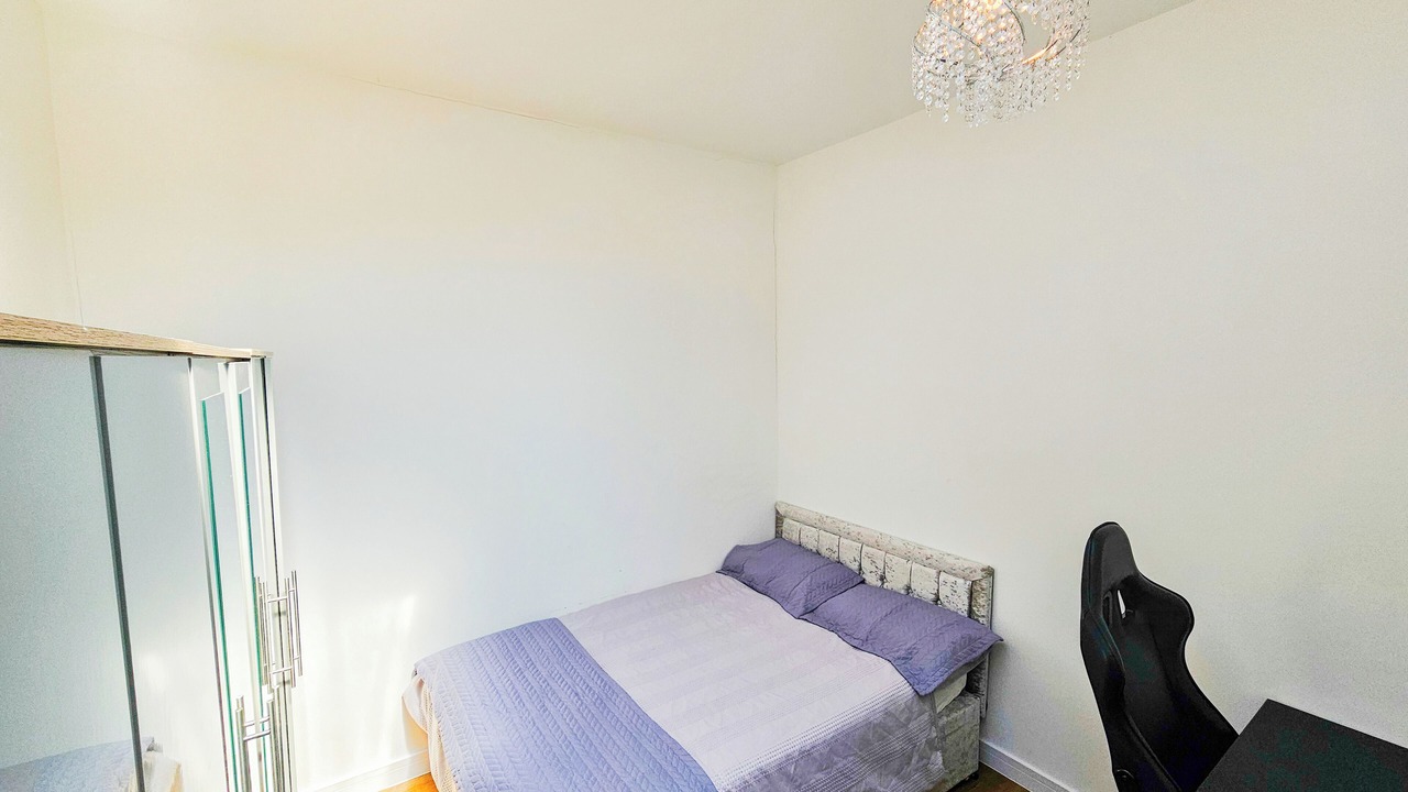 Photo of Bedroom in London Borough of Bromley