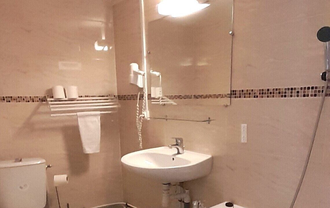 Photo of Bathroom in Azay-le-Rideau