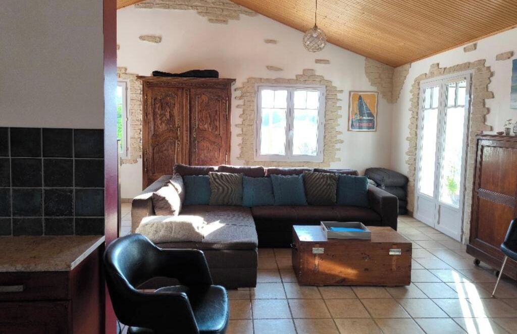 Photo of Livingroom in Brem Sur Mer