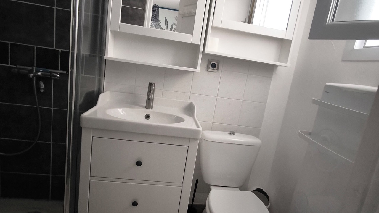 Photo of Bathroom in Brem Sur Mer