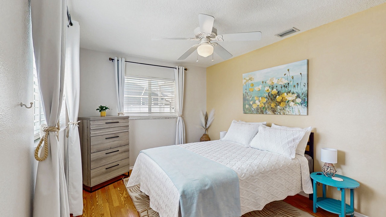 Photo of Bedroom in Trailer Estates