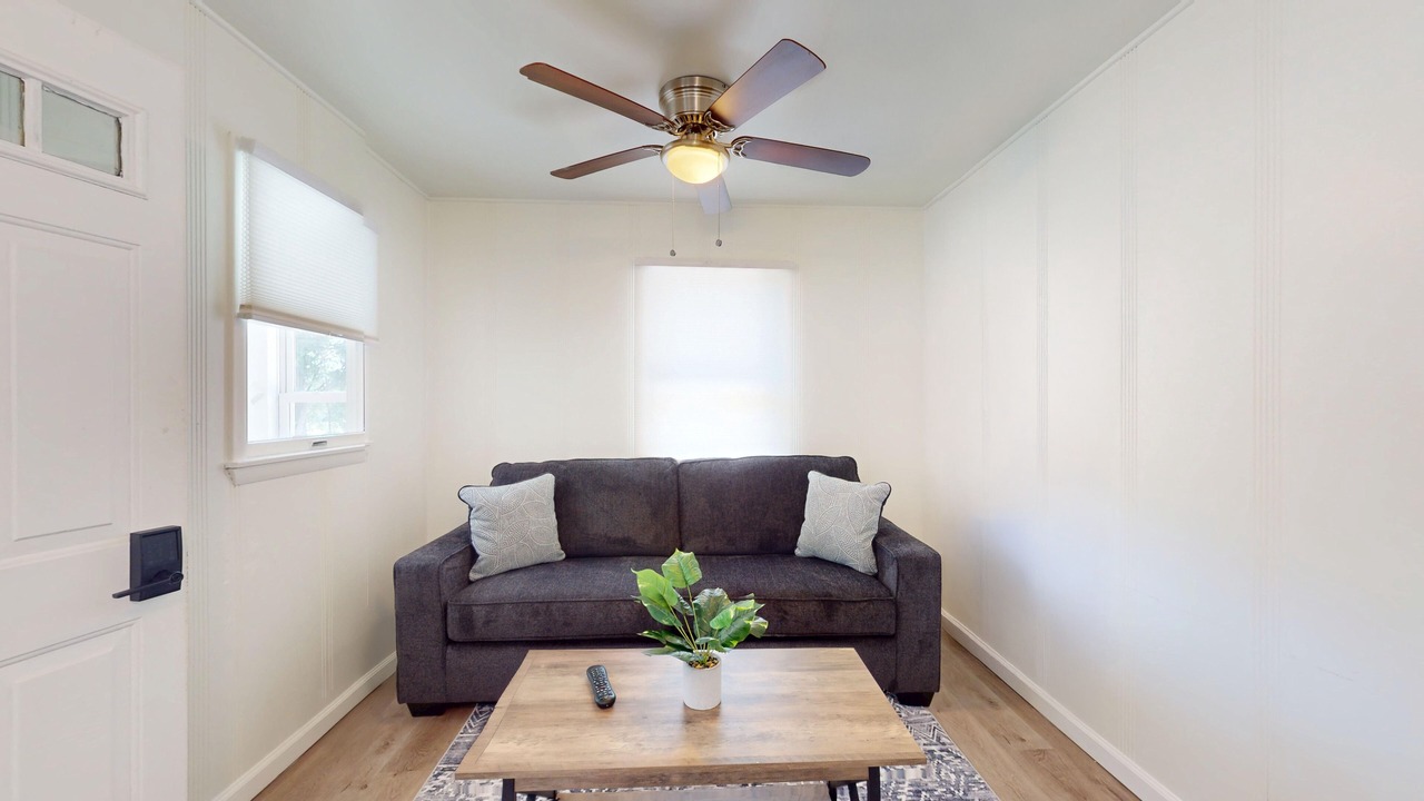 Photo of Livingroom in Lower Township