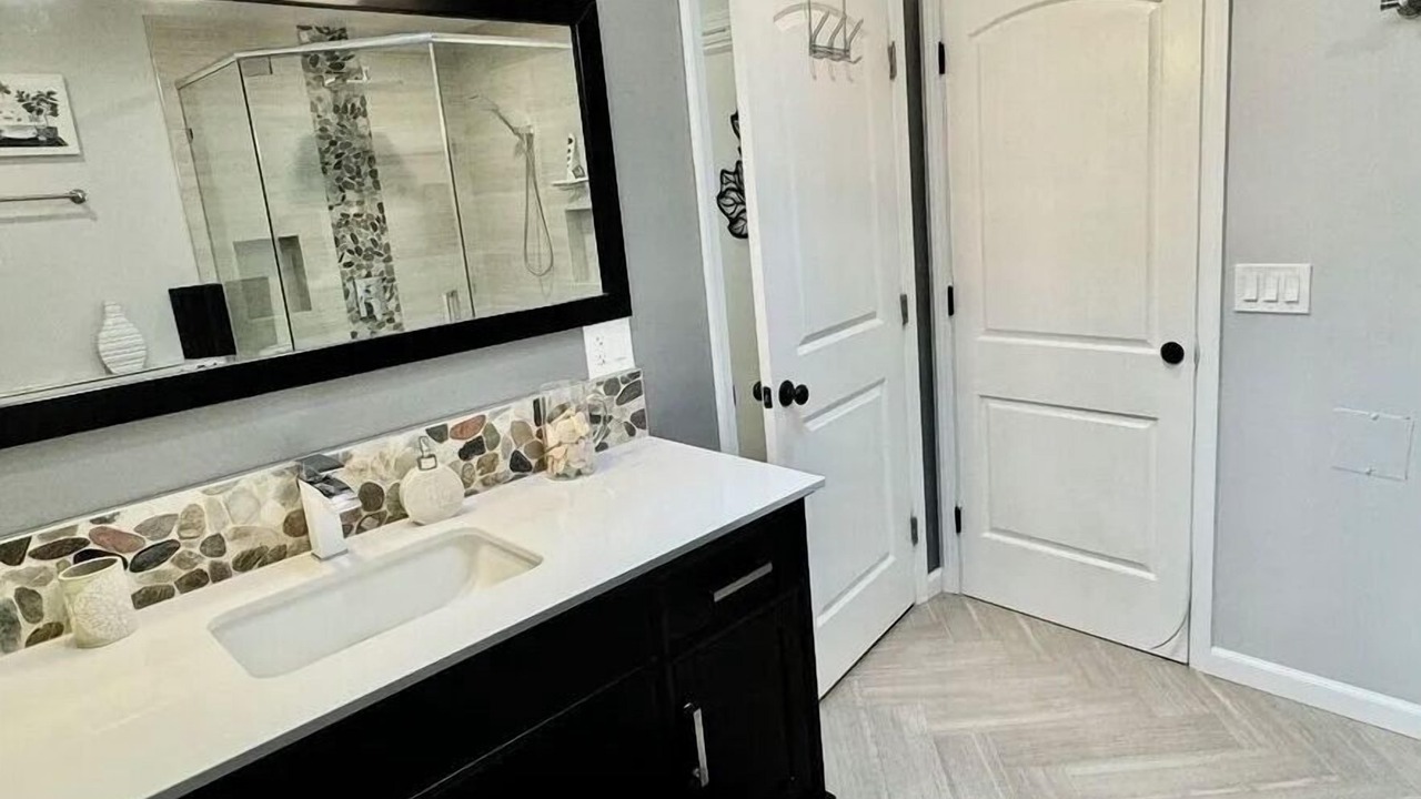 Photo of Bathroom in South Redondo