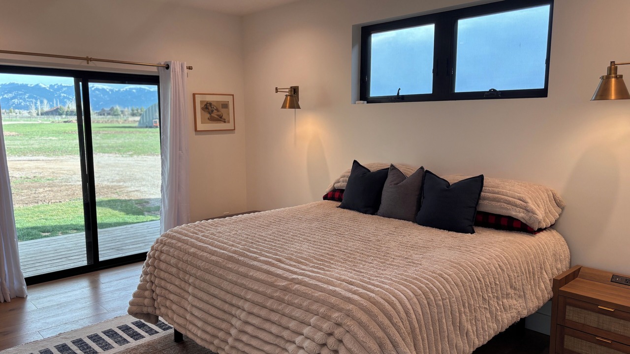 Photo of Bedroom in Victor