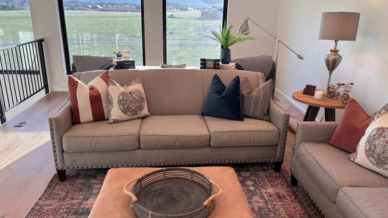 Photo of Livingroom in Victor