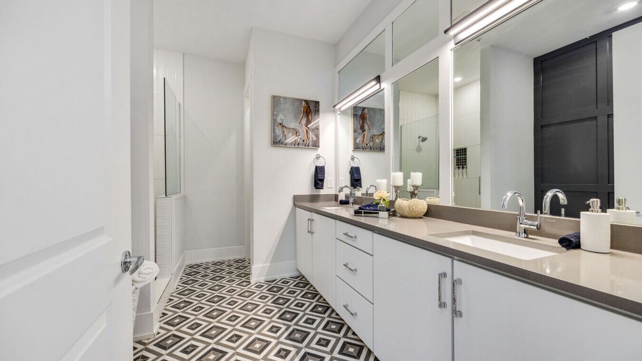 Photo of Bathroom in West End