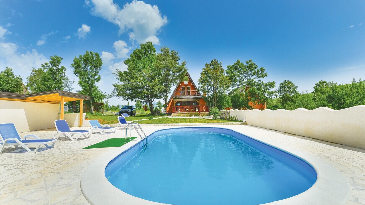 Photo of Outdoor in Gracac