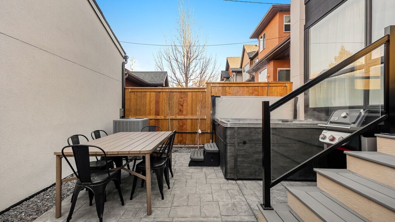 Photo of Outdoor in Kensington