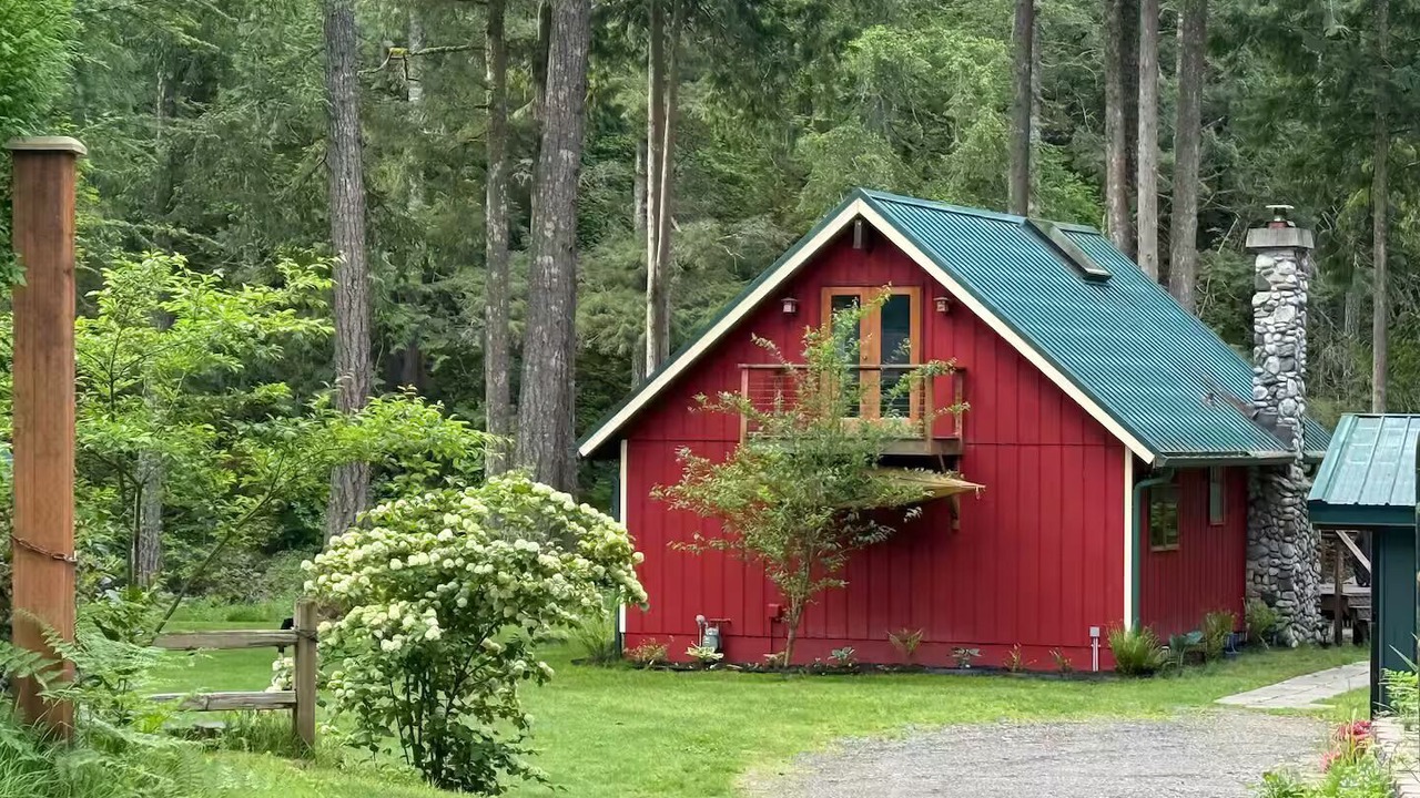 Photo of Outdoor in Tanner