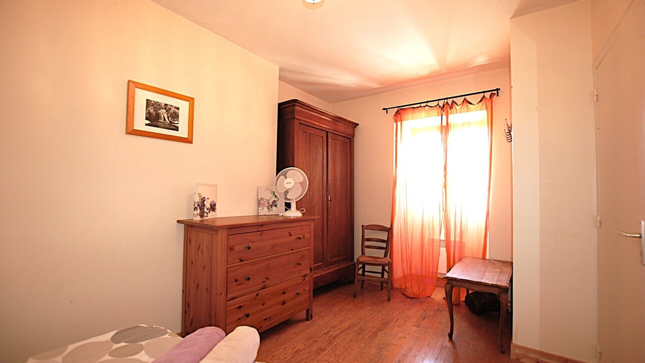 Photo of Bedroom in Grezes