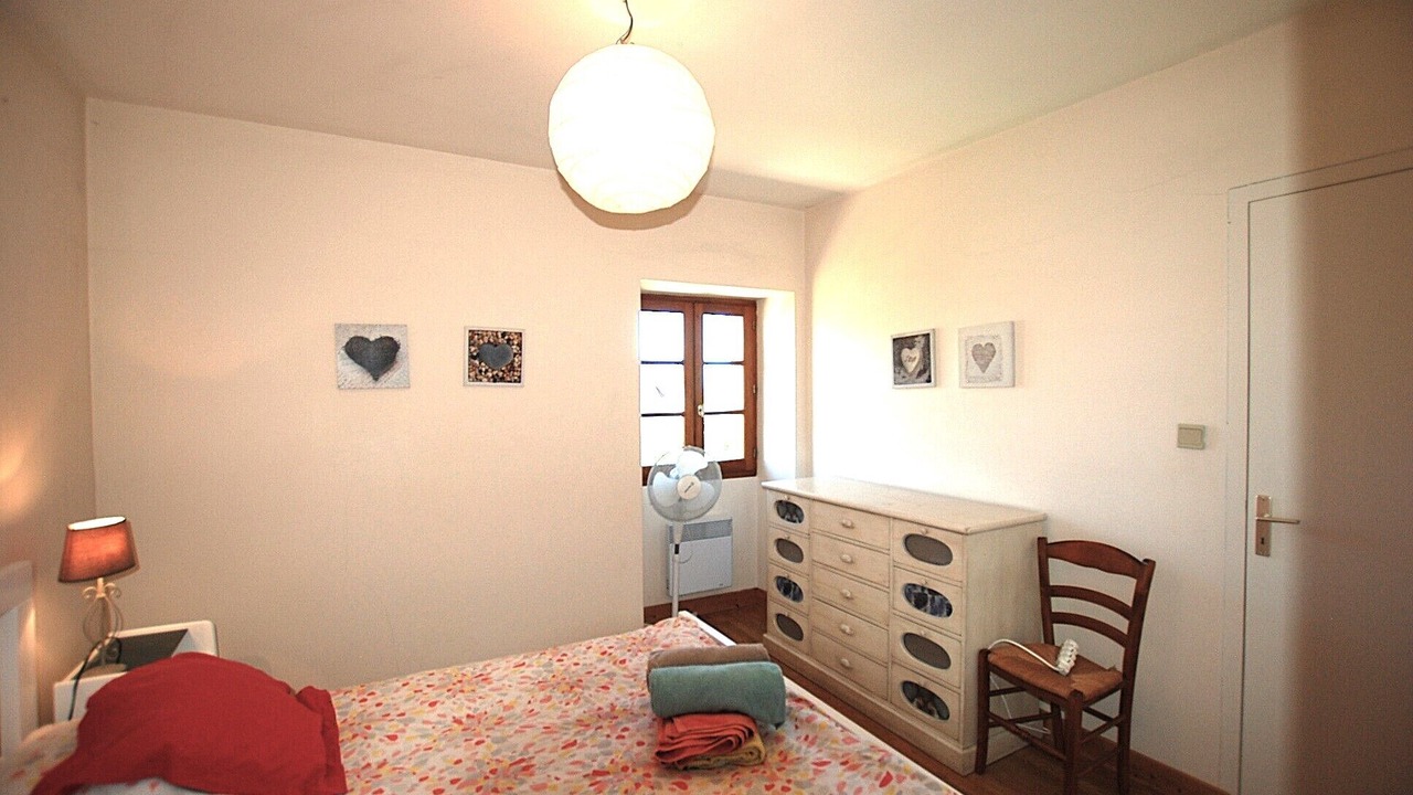 Photo of Bedroom in Grezes
