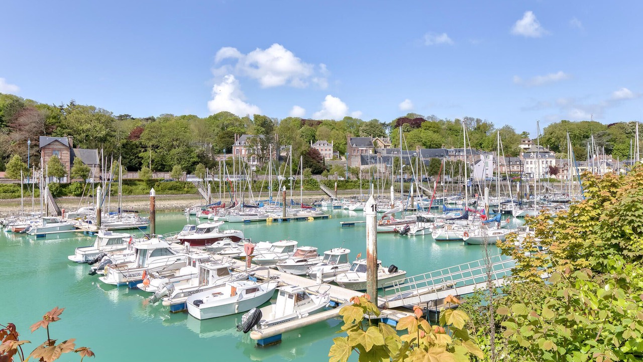 Photo of Others in Saint-Valery-en-Caux