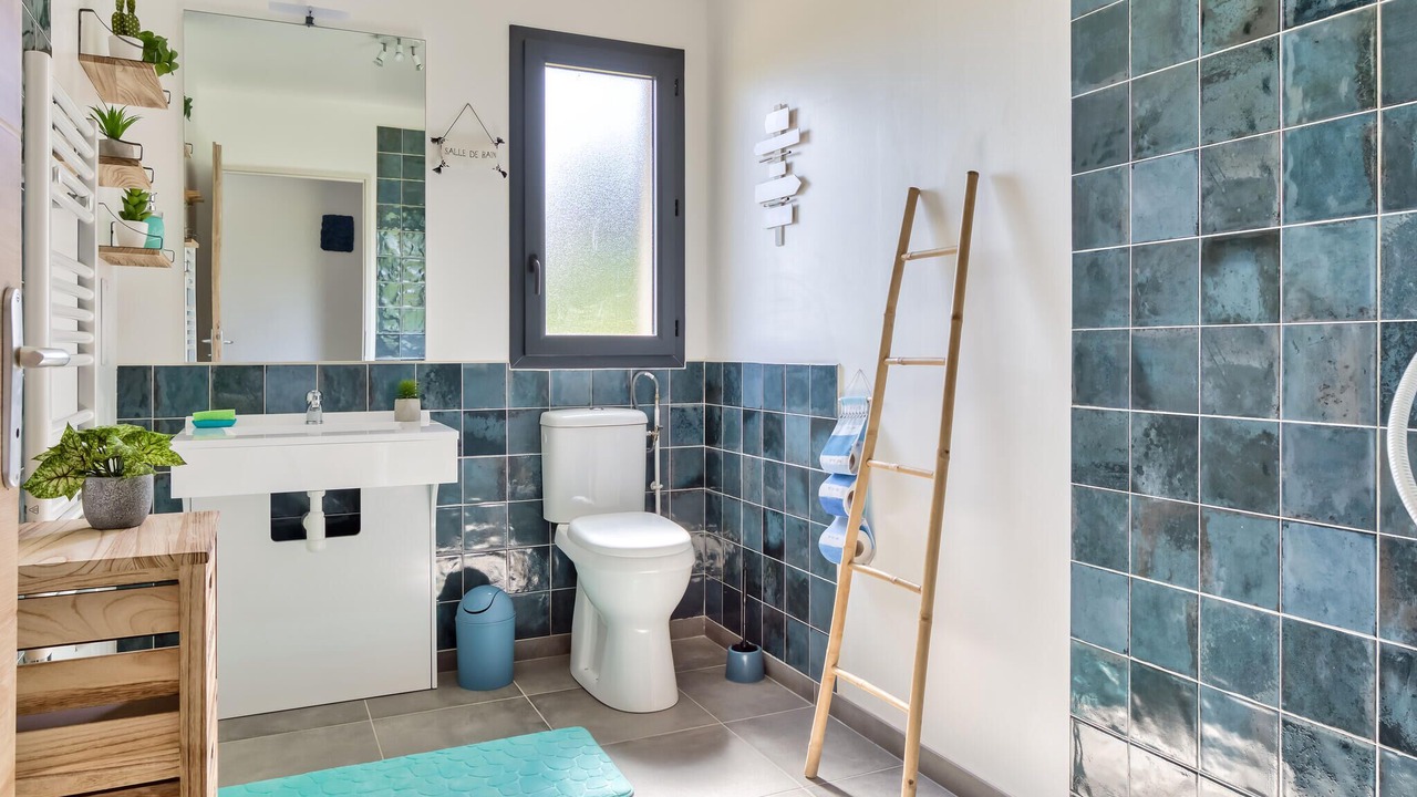 Photo of Bathroom in Saint-Valery-en-Caux