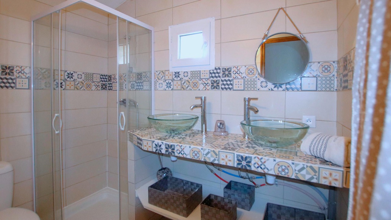 Photo of Bathroom in Pont-de-Labeaume