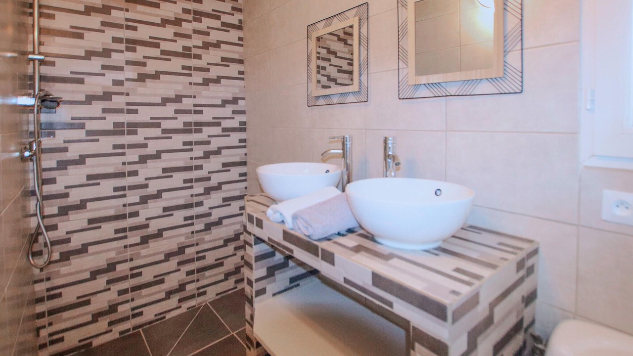 Photo of Bathroom in Pont-de-Labeaume