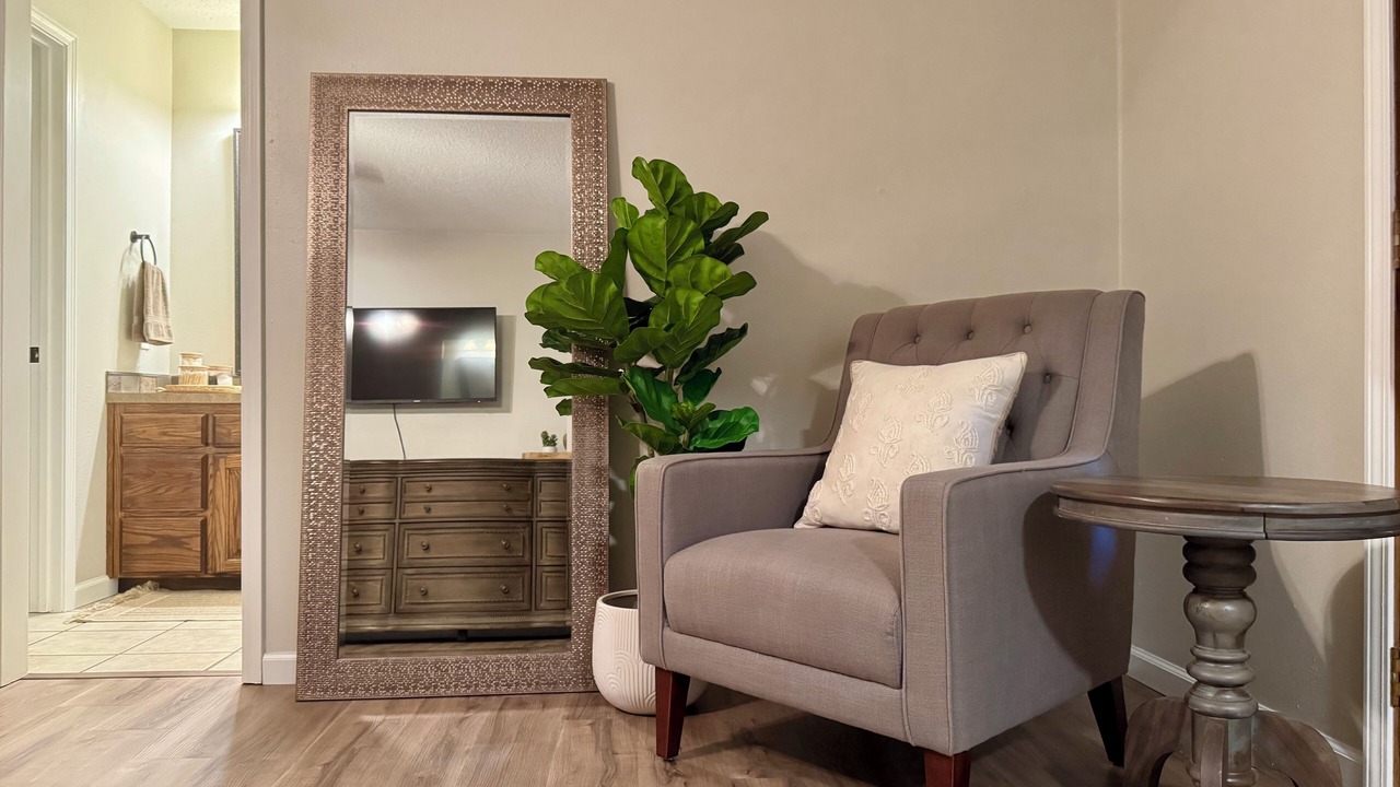 Photo of Livingroom in Van Buren
