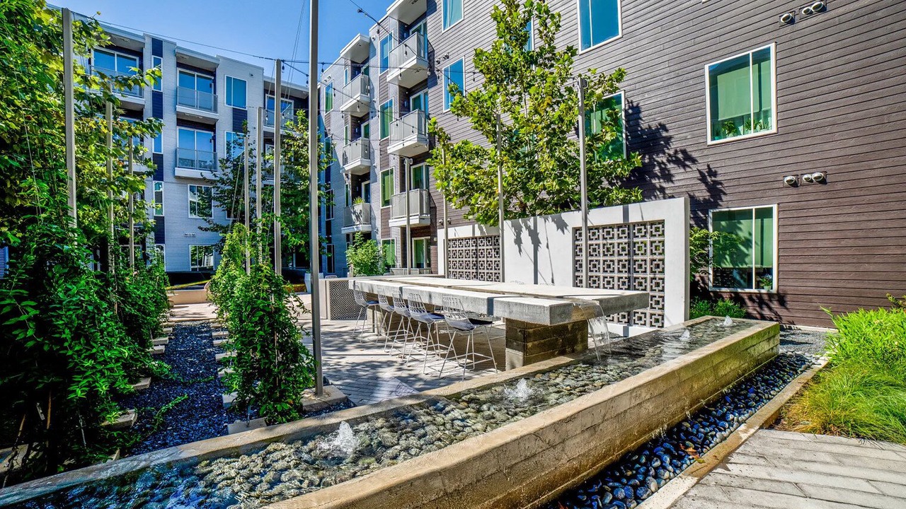 Photo of Outdoor in Brentwood
