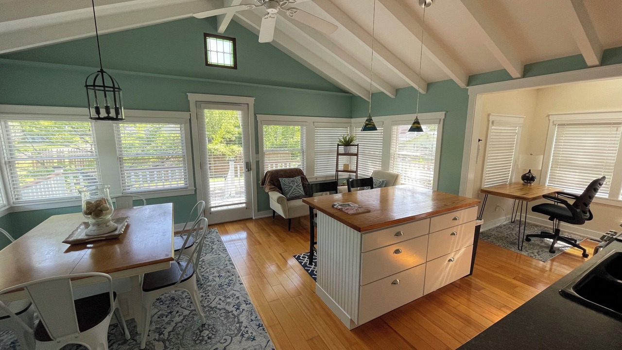 Photo of Others in Lakeview