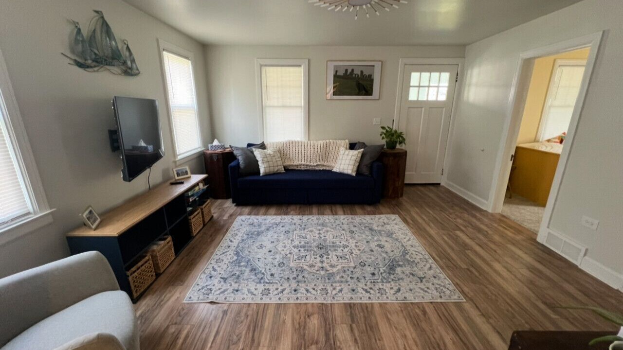 Photo of Livingroom in Harrison