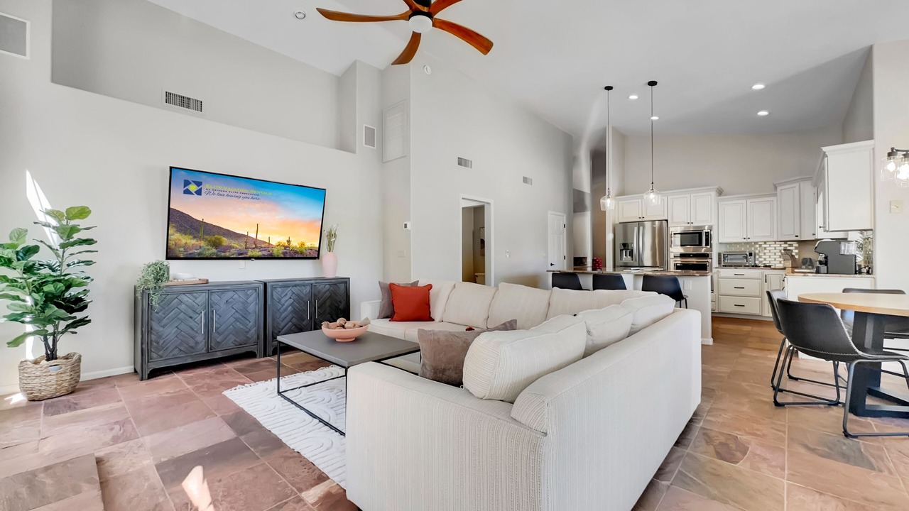 Photo of Livingroom in Island at Ocotillo