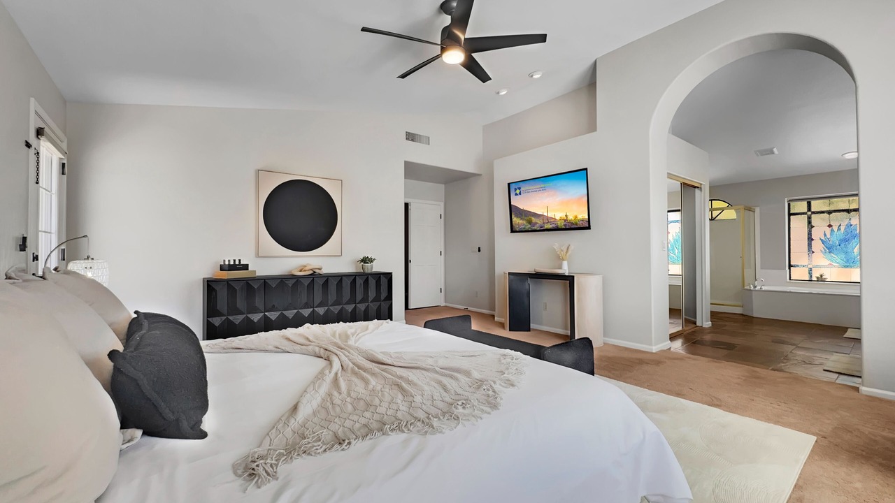Photo of Bedroom in Island at Ocotillo