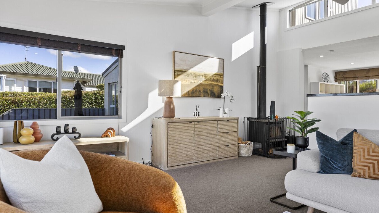 Photo of Livingroom in Nukuhau