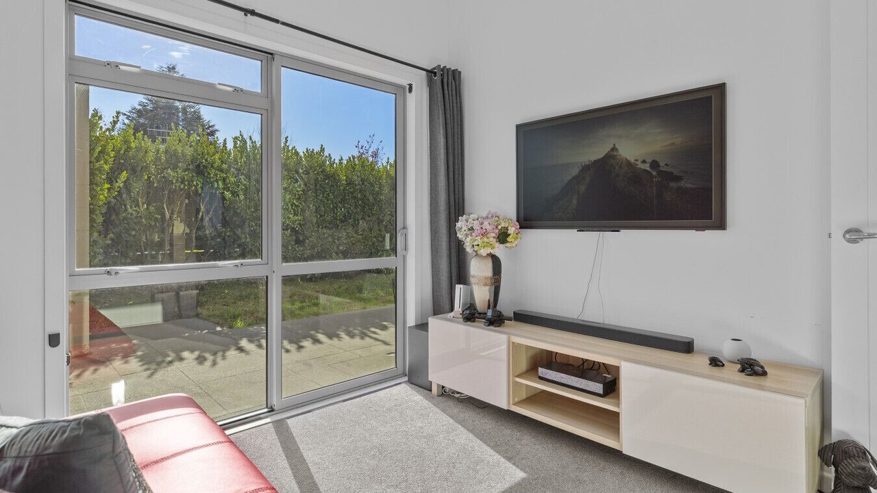 Photo of Livingroom in Nukuhau