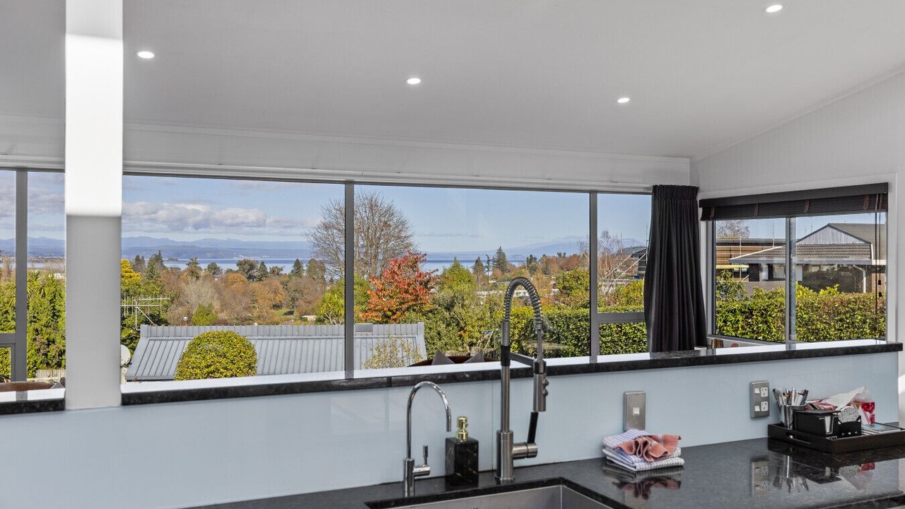 Photo of Kitchen in Nukuhau