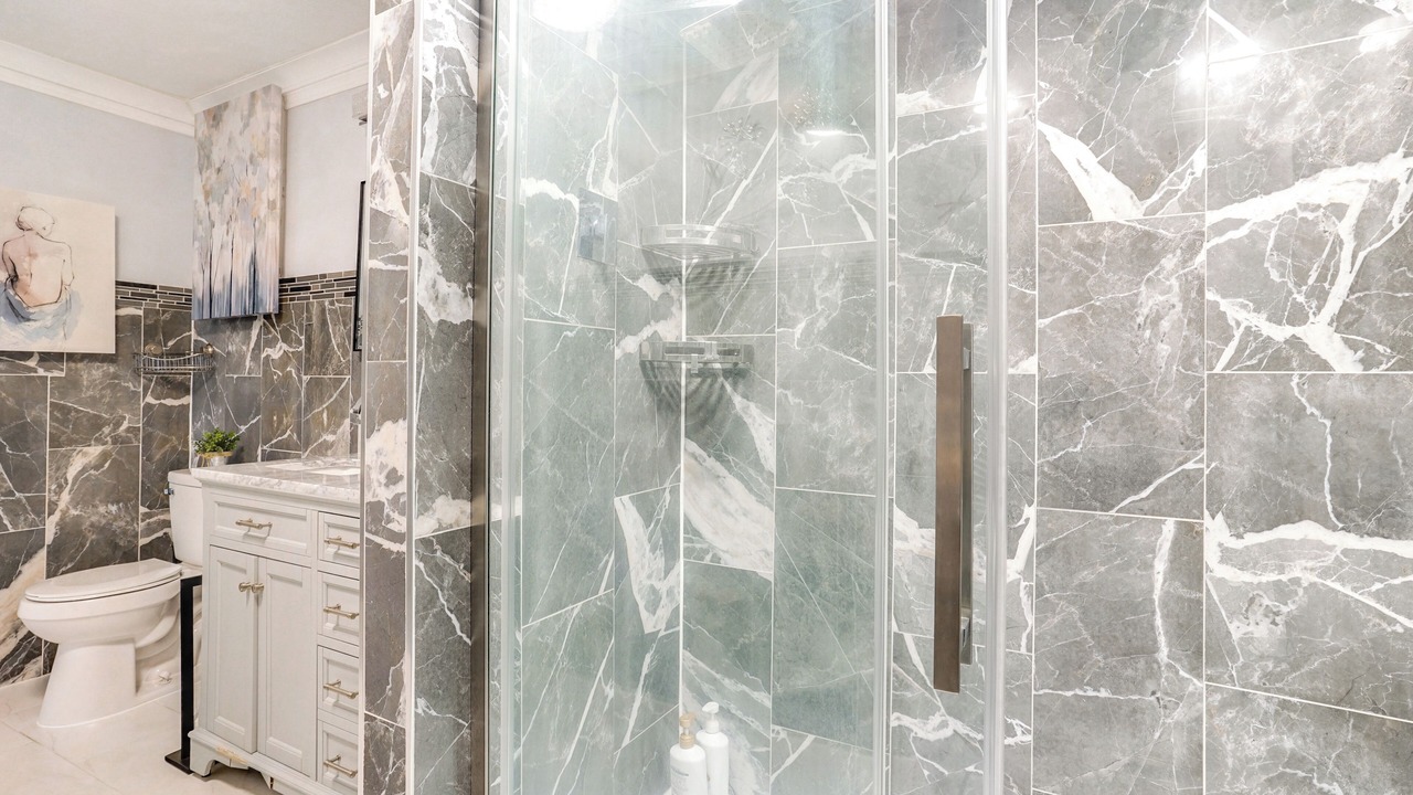 Photo of Bathroom in Alvarado
