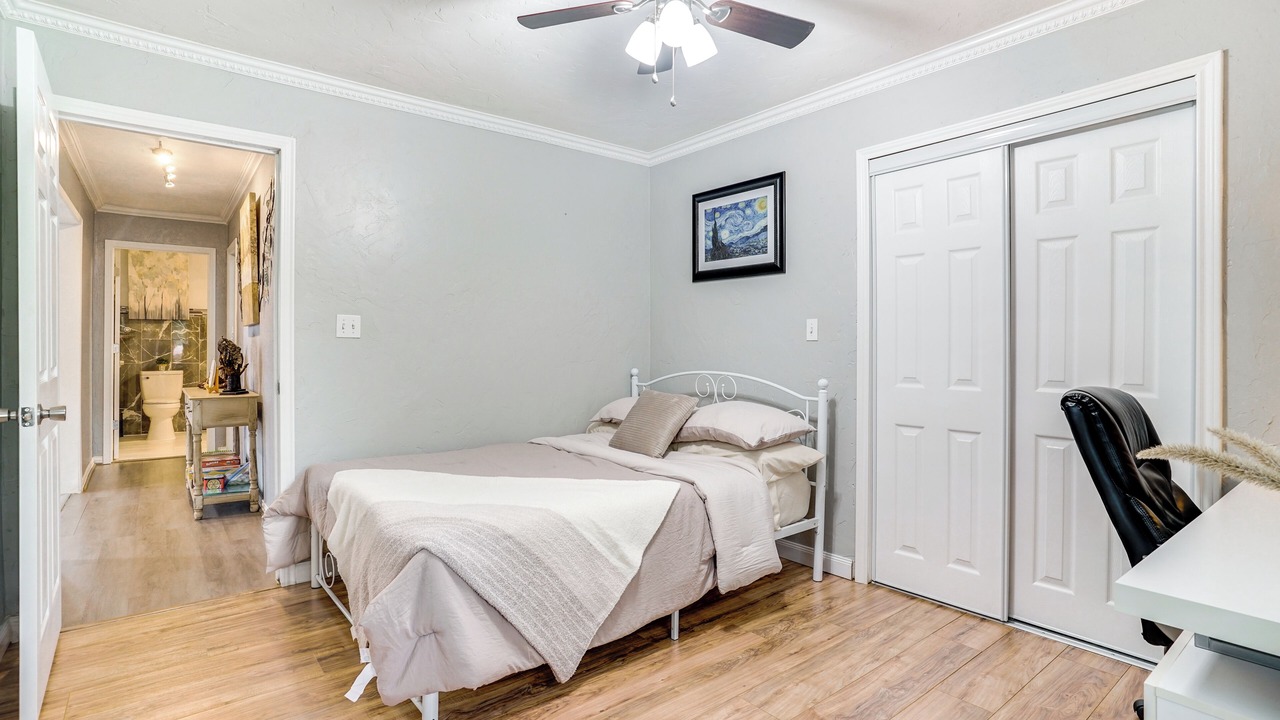 Photo of Bedroom in Alvarado