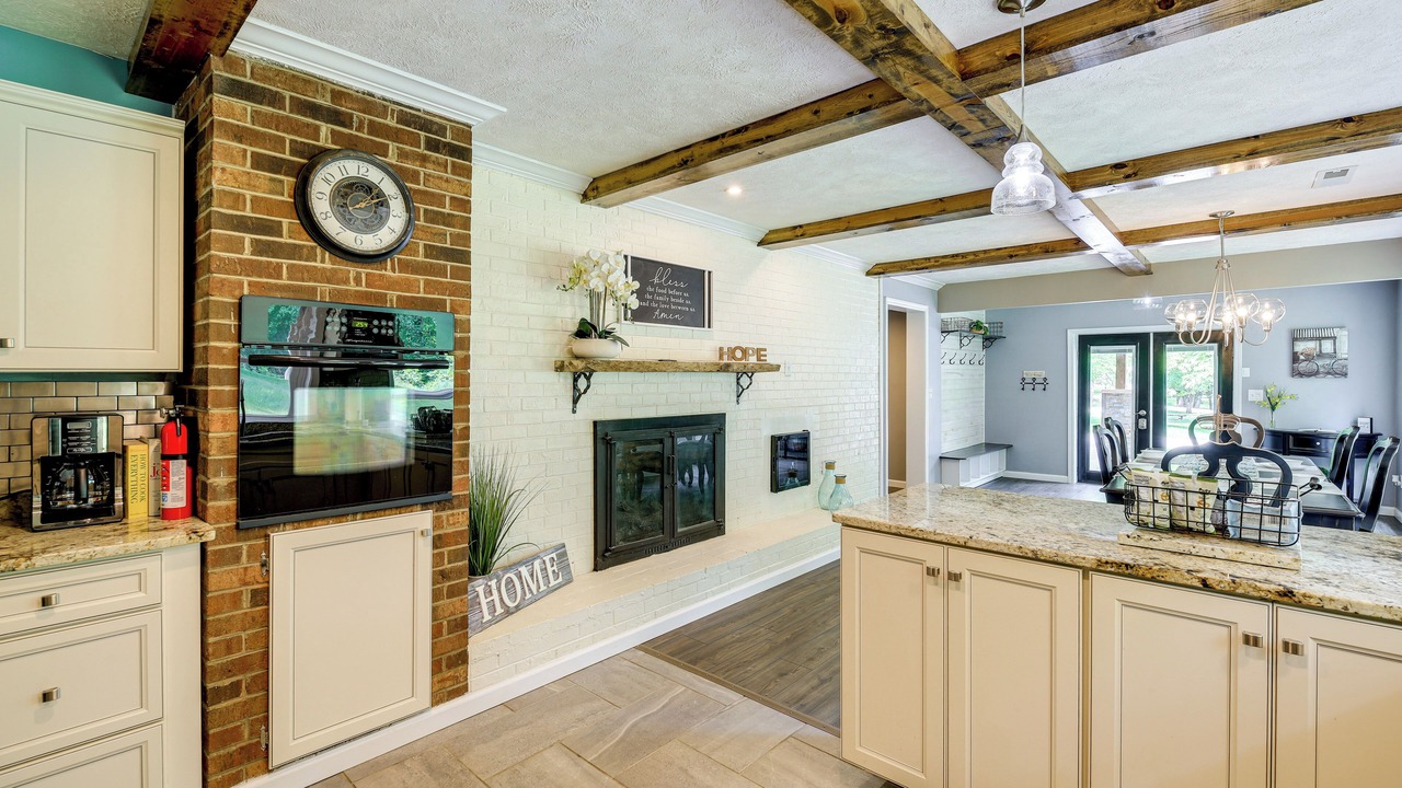 Photo of Kitchen in Lambsburg